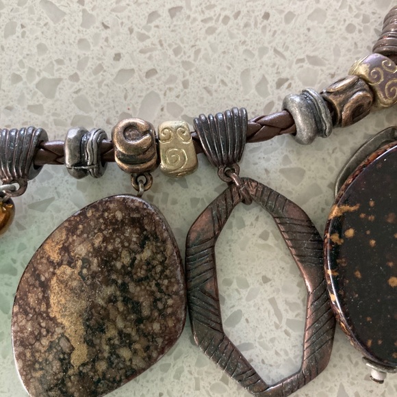 Necklace - Picture 2 of 4